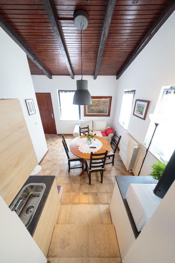 Apartments C52 Ровінь Екстер'єр фото