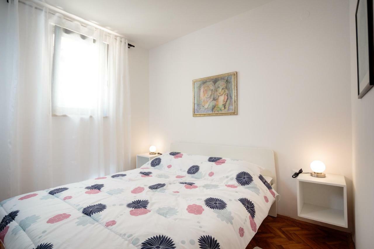 Apartments C52 Ровінь Екстер'єр фото