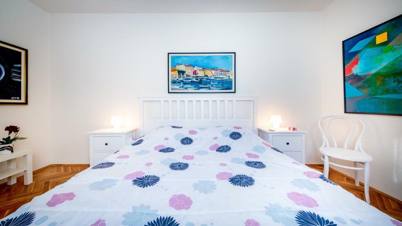 Apartments C52 Ровінь Екстер'єр фото