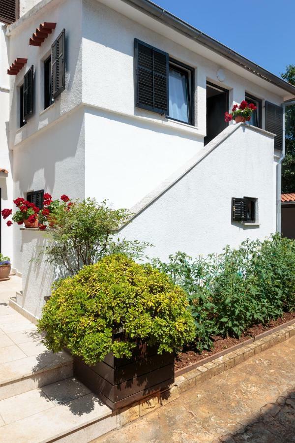 Apartments C52 Ровінь Екстер'єр фото