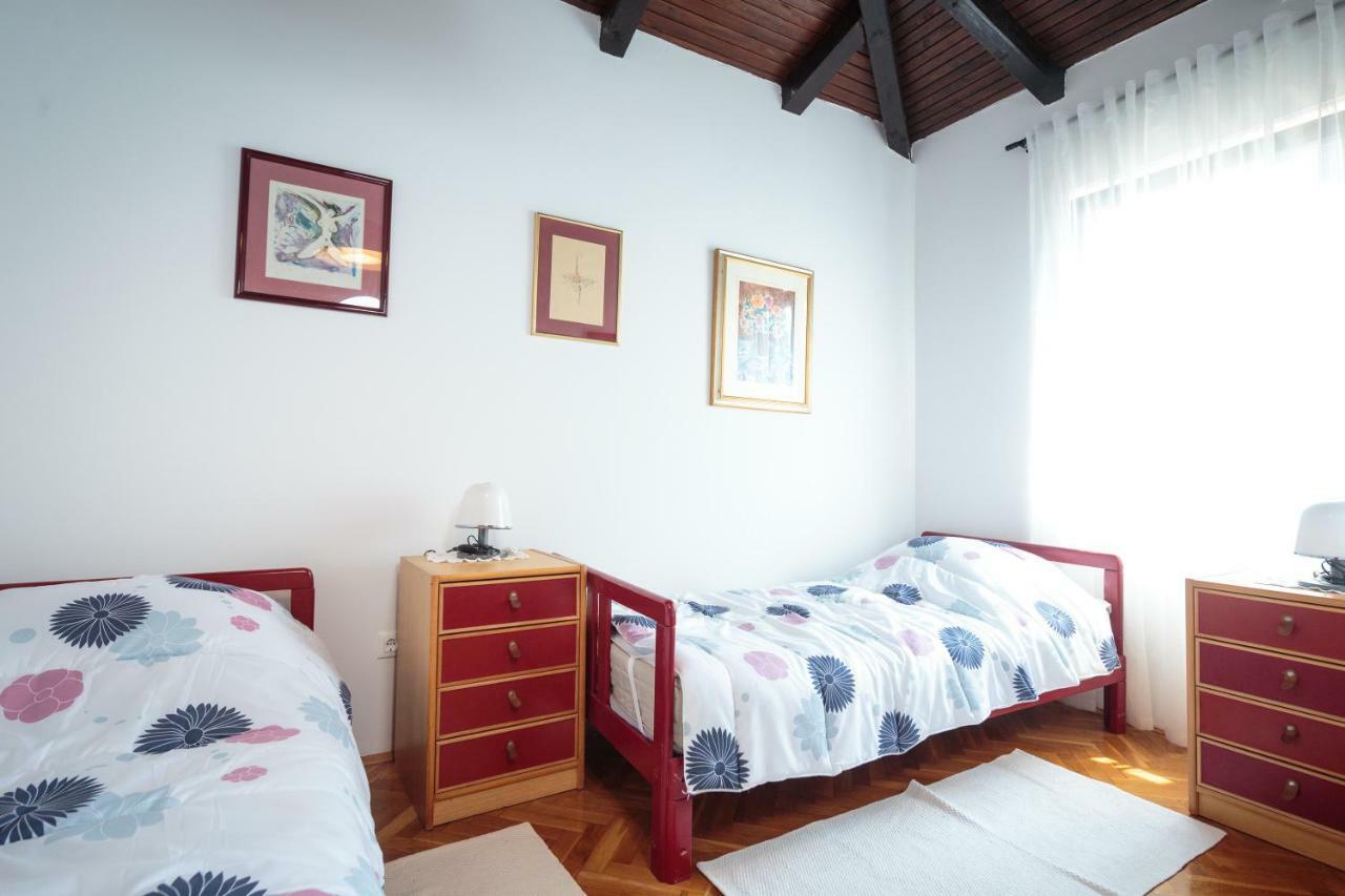 Apartments C52 Ровінь Екстер'єр фото